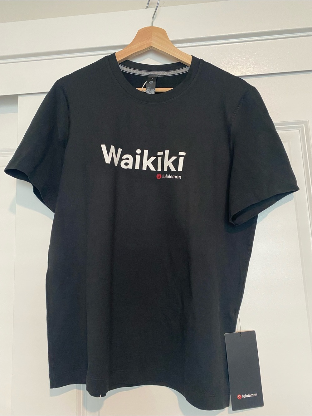 lululemon athletica Men’s Soft Jersey Short Sleeve Tee with Waikiki Logo